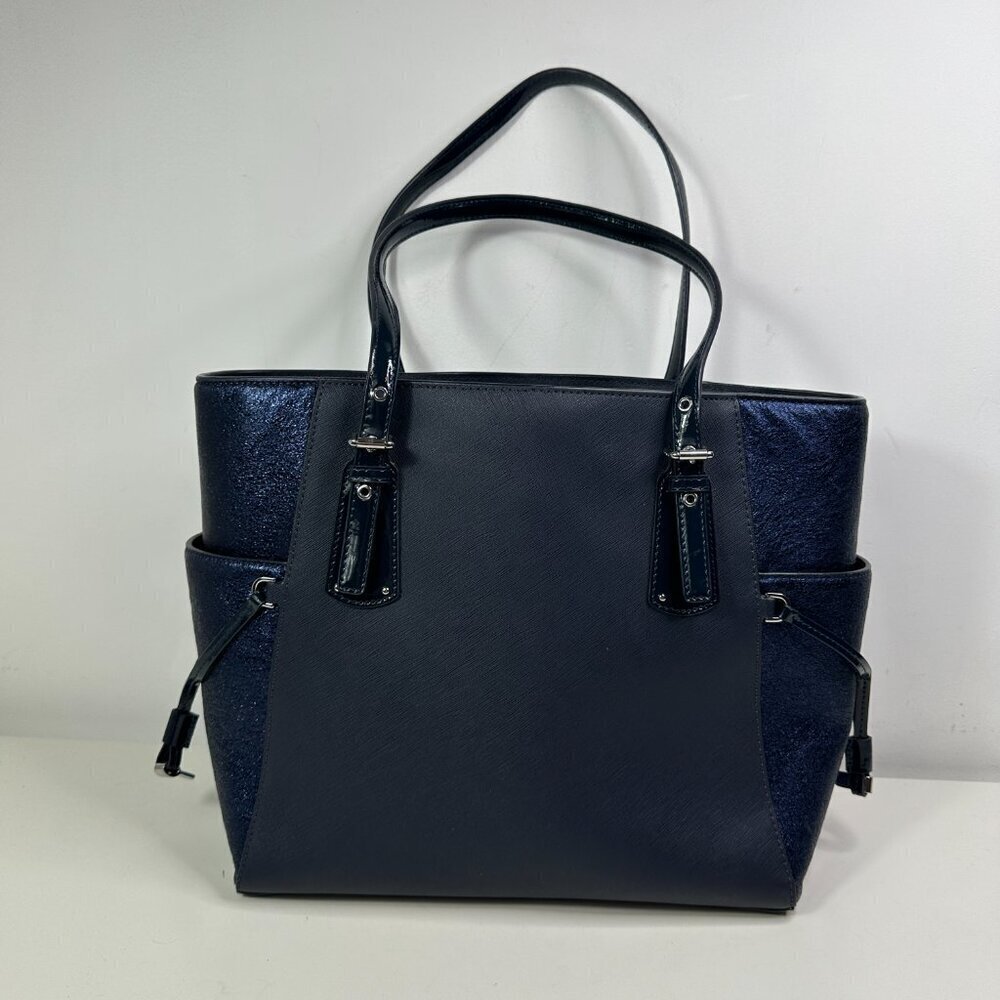 MICHAEL Michael Kors Voyager East West Logo Tote Bag Navy - Picture 9 of 15